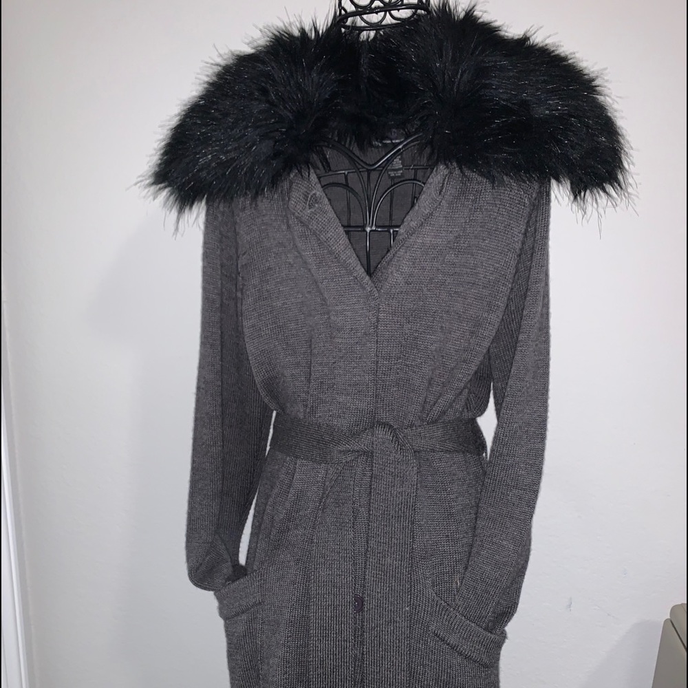 cardigan - Picture 1 of 10